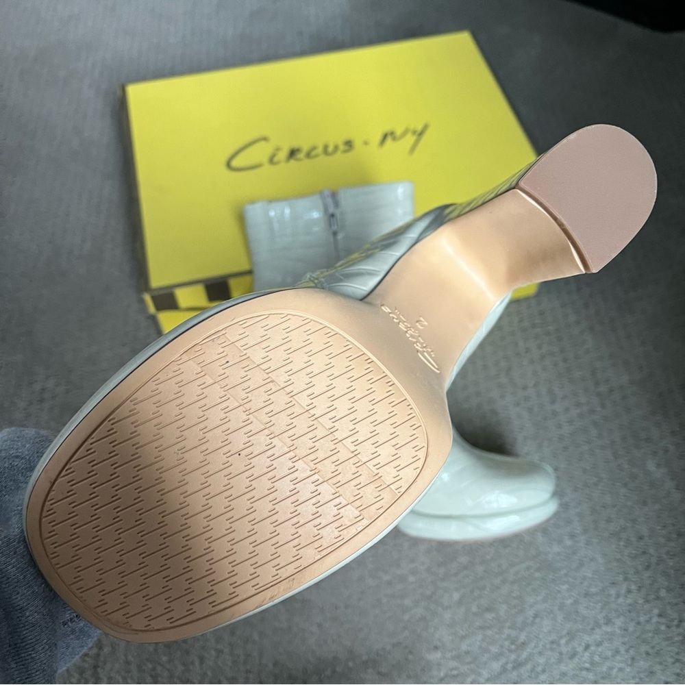 Circus by Sam Edelman Cream Ankle Boots - Picture 3 of 3